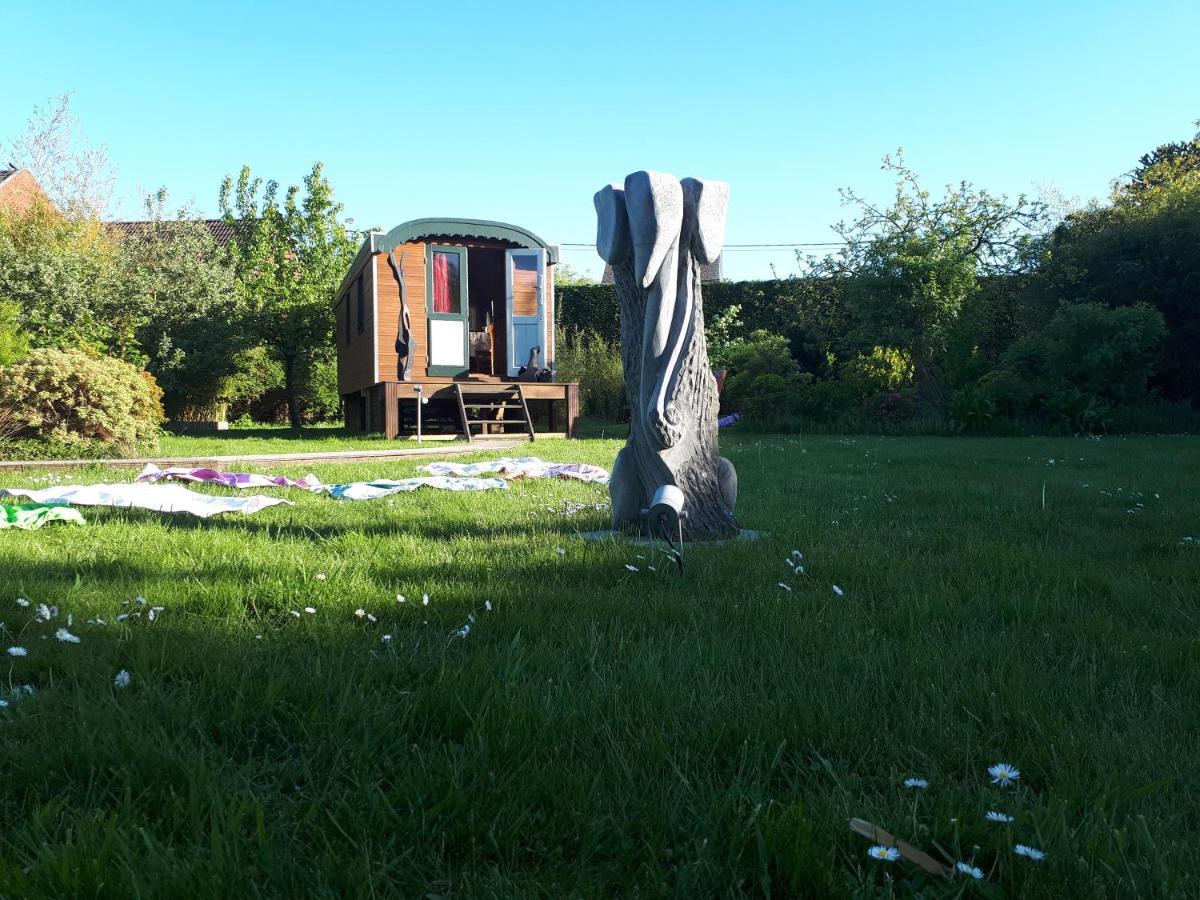 Le Fond De La Biche Bed and Breakfast Goutroux Exterior foto