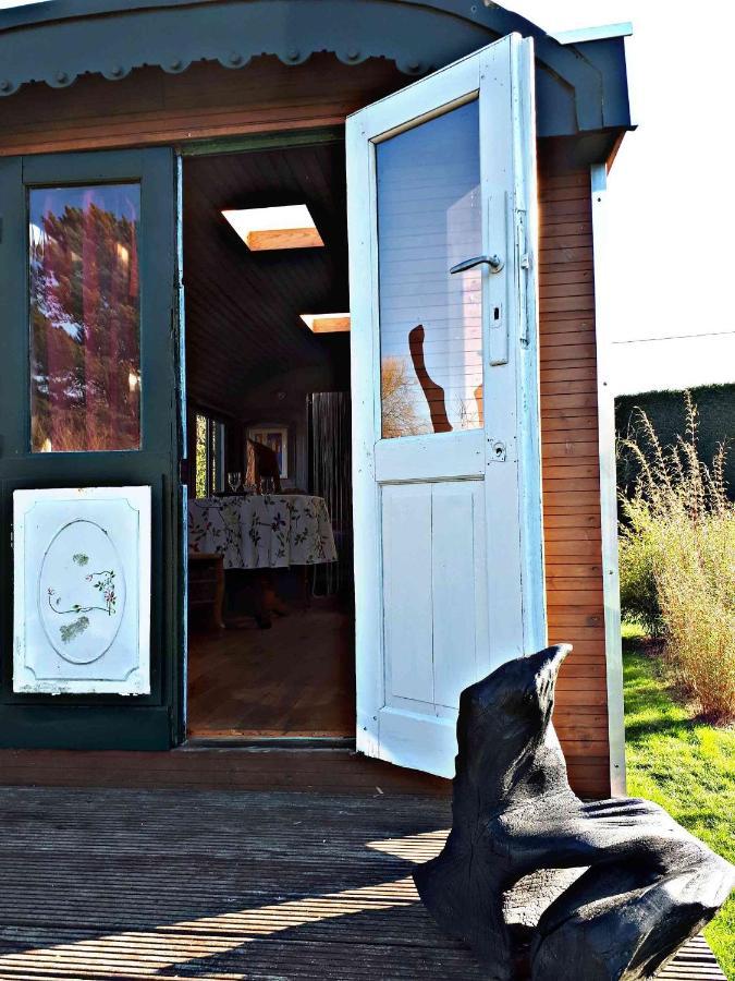 Le Fond De La Biche Bed and Breakfast Goutroux Exterior foto